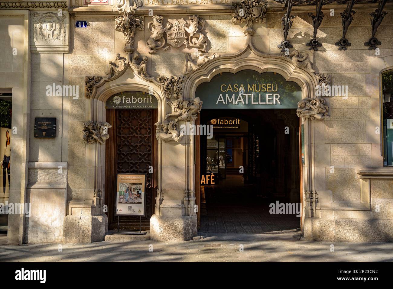 Details of the facade of the Casa Amatller house, a masterpiece of Josep Puig i Cadafalch in the Passeig de Gracia avenue. Barcelona, Catalonia, Spain Stock Photo