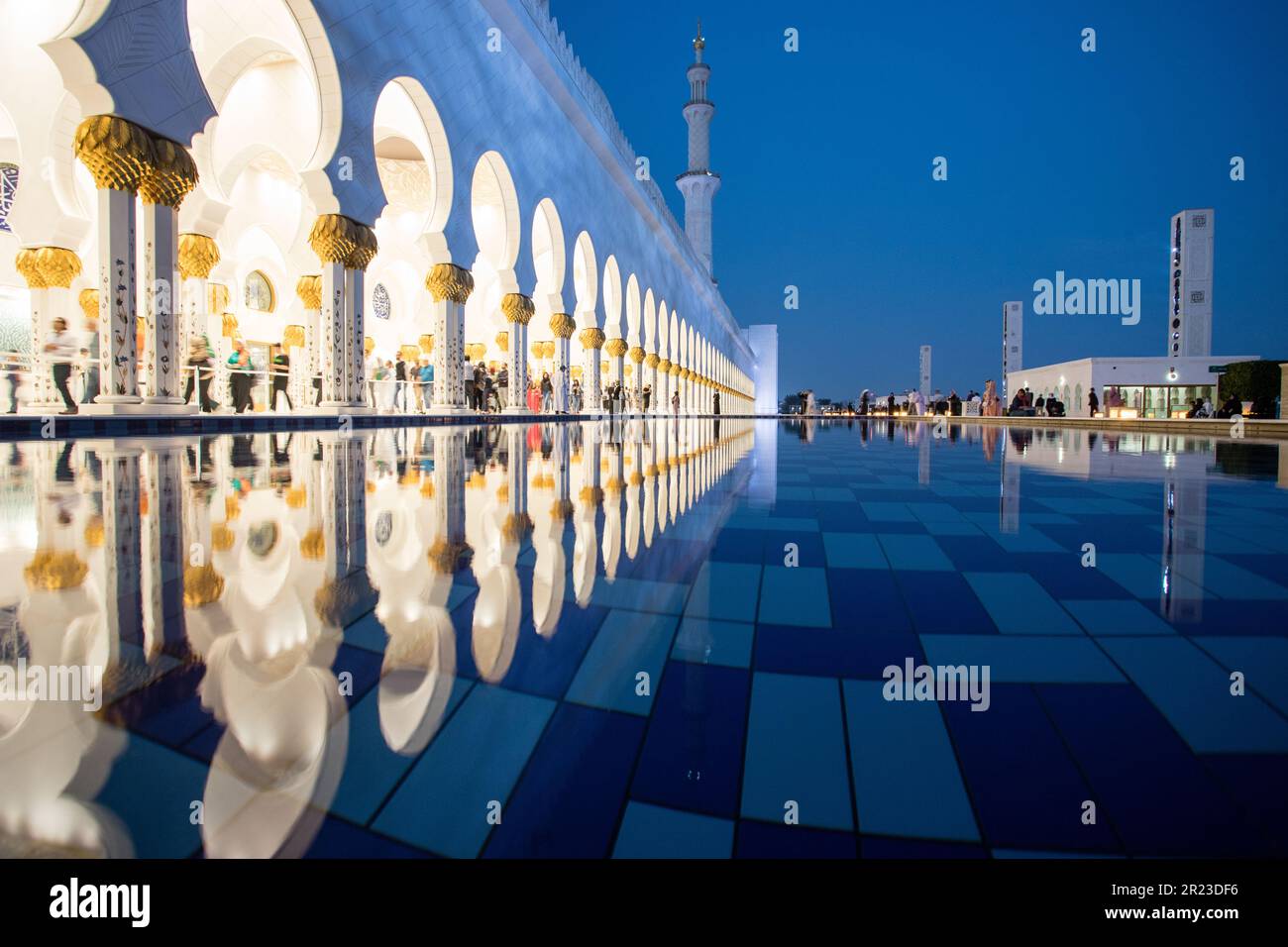 Travel photos of the Shiekh Zayed Grand Mosque in Abu Dhabi Stock Photo