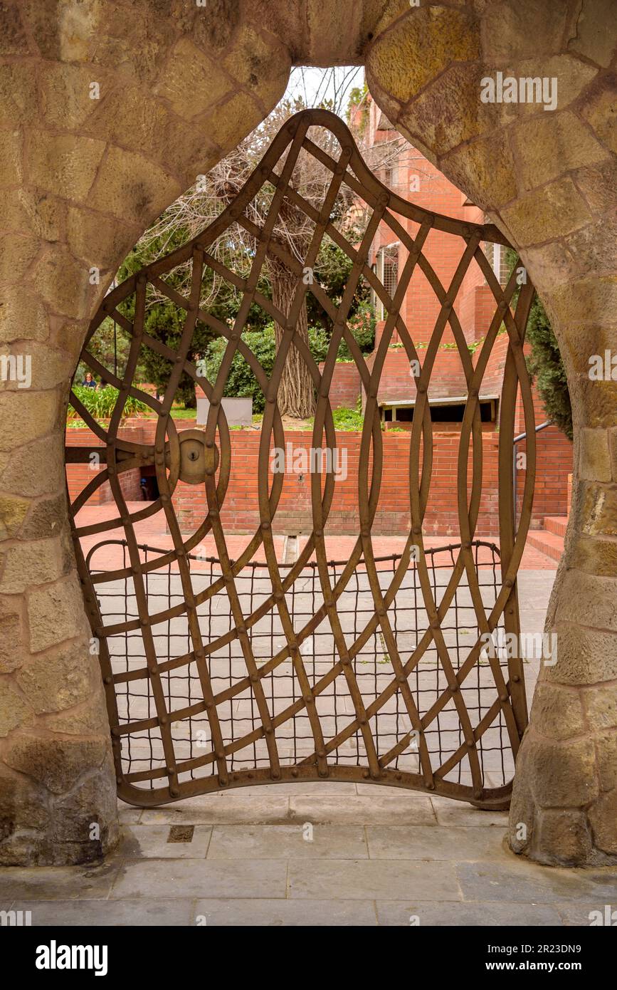 Miralles door, a little-known work by Antoni Gaudi in the Pedralbes - Sarrià district (Barcelona, Catalonia, Spain) Stock Photo