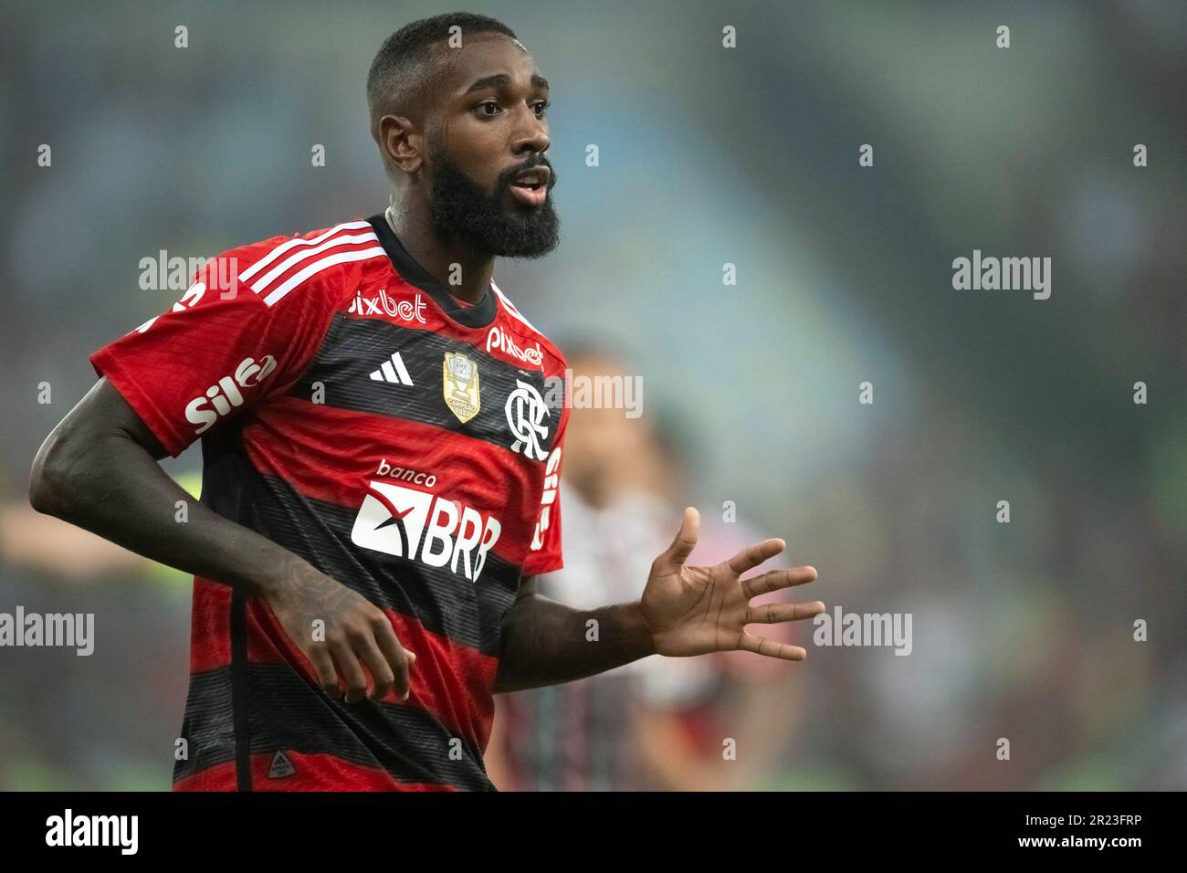 Gerson é novidade e vai jogar contra o Fluminense