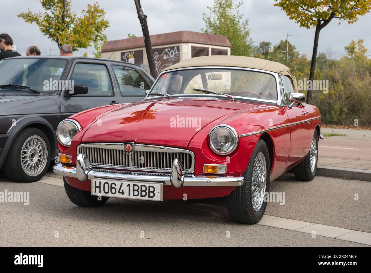 detail of a classic English sports car, the MGB, red MGB Stock Photo