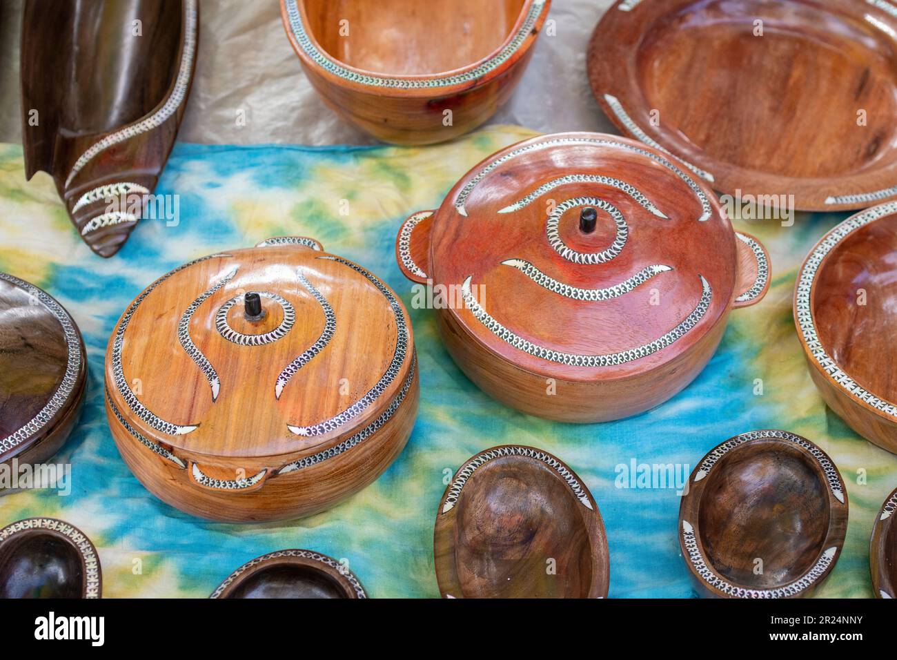 New Georgia Islands, Solomon Islands, Marovo Lagoon, Mbili Island, Mbili Village. World class wood carvings with inlay seashell bowl. Stock Photo