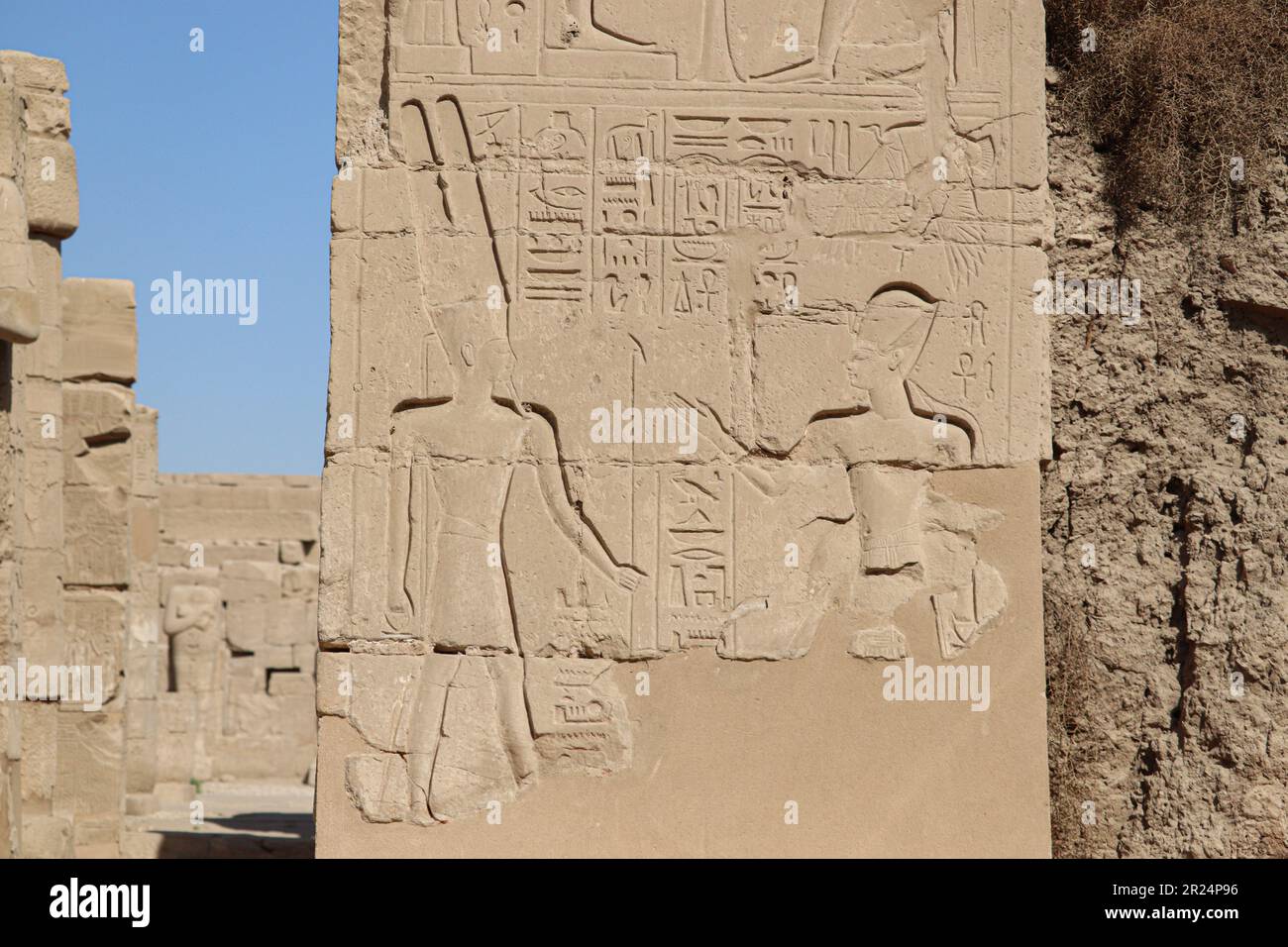 Ancient egyptian hieroglyphs carved on walls of Karnak temple in Luxor ...