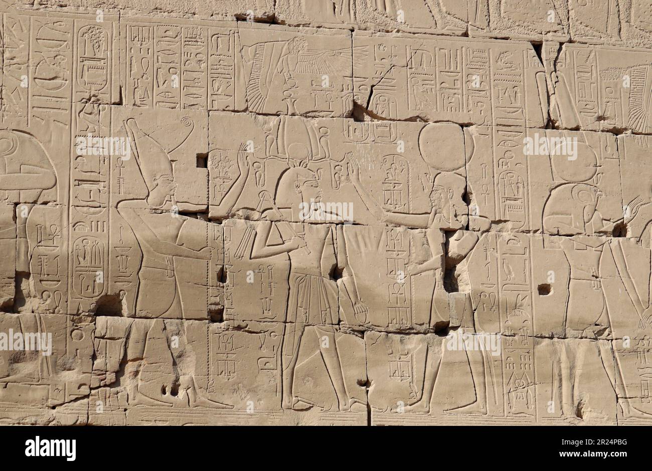 Ancient egyptian hieroglyphs carved on walls of Karnak temple in Luxor ...