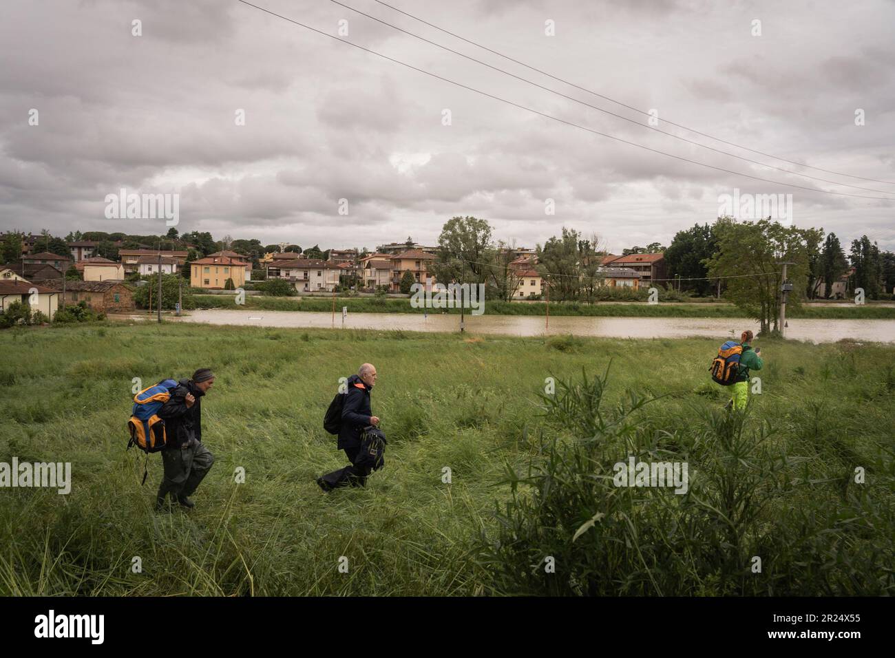 Italy, 17/05/2023, Cesena (Fc) The flood of the Savio river shows no sign of giving respite to the citizens who, despite the difficulties and flooding, do not lose heart. Some citizens move away from the house close to the river. Editorial Usage Only Stock Photo