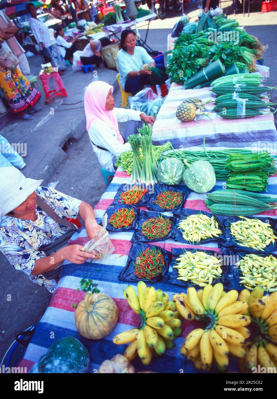 Fruit and vegetable market in Keningau, Borneo Stock Photo Alamy