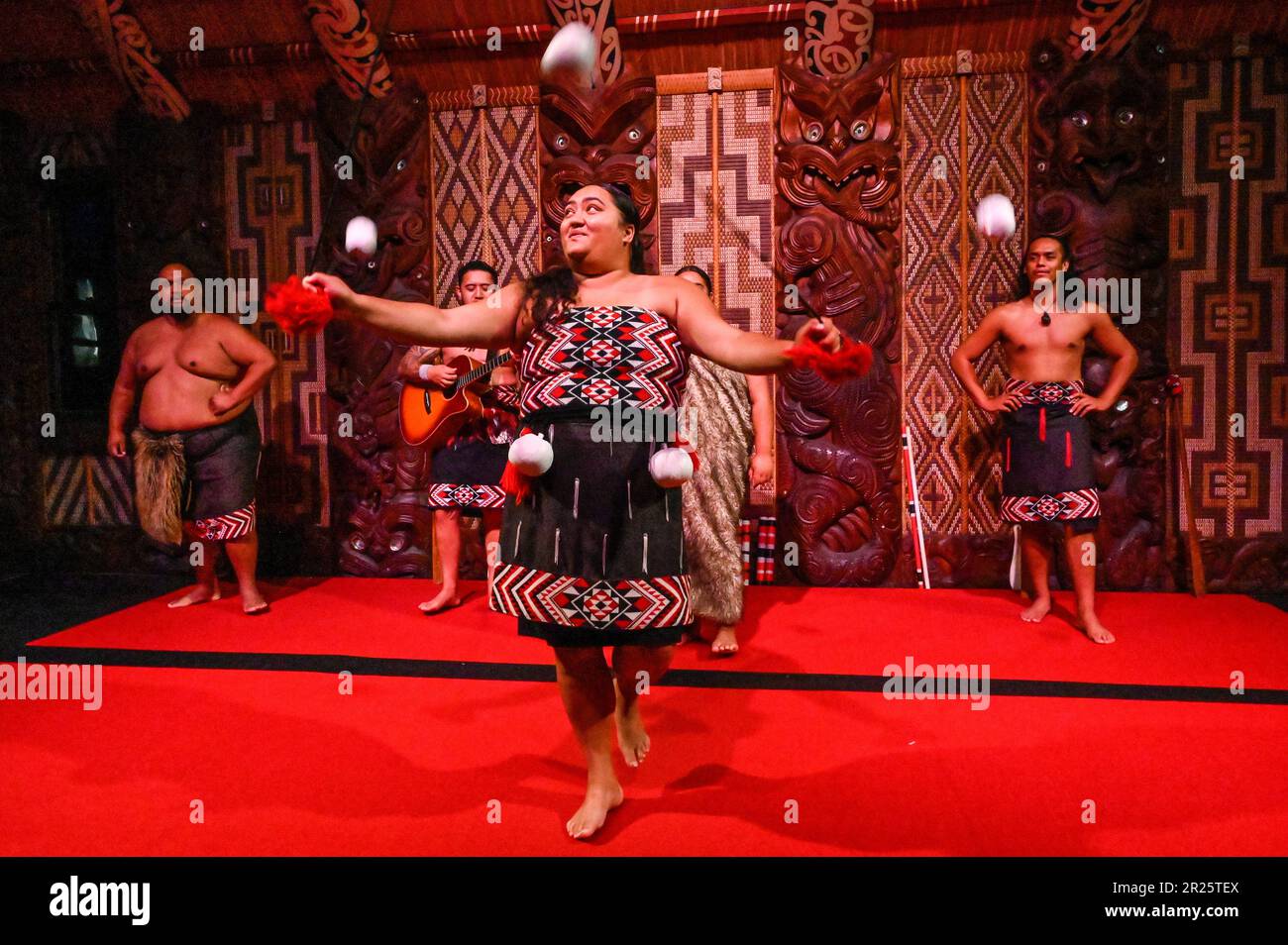 Powhiri, the traditional Māori welcome dance Stock Photo - Alamy