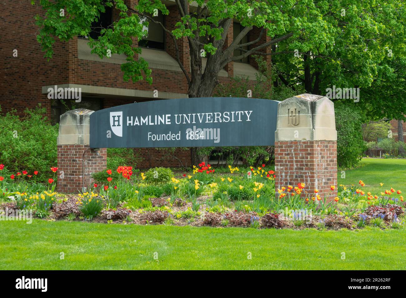 ST. PAUL, MN, USA - MAY 16, 2023: Entrance Sign at Hamline University. Stock Photo