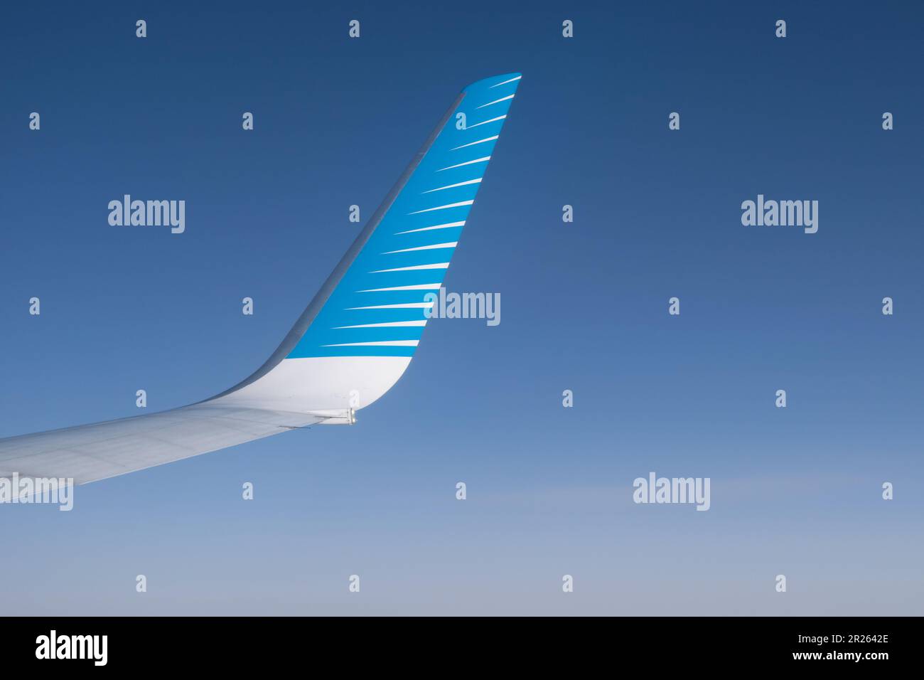 Airplane Wing On A Blue Sky Stock Photo Alamy airplane-wing-on-a-blue-sky-stock-photo-alamy