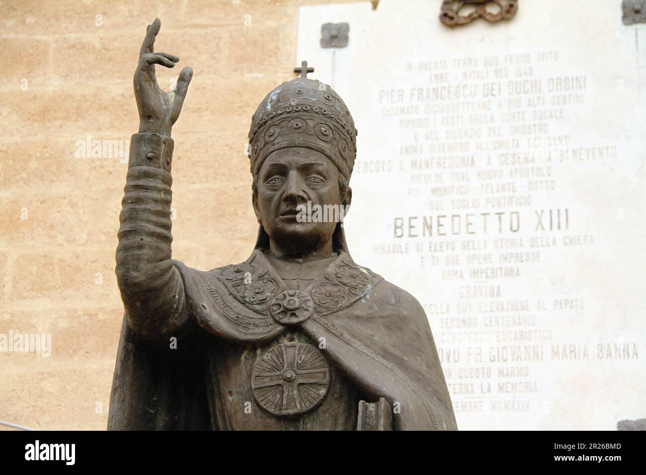 Monumento papa benedetto xiii hires stock photography and images Alamy