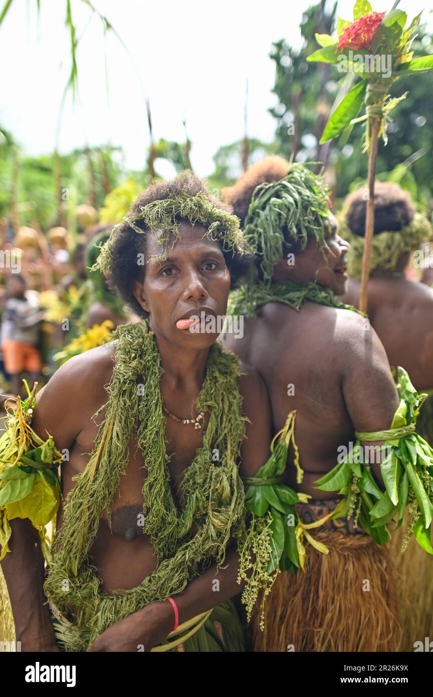 Solomon Islands, Beautiful Woman Dressed with Flowers and Leaves. Nemba,  Utupua, Small Island in South Pacific Ocean Editorial Stock Photo - Image  of island, costume: 80358213