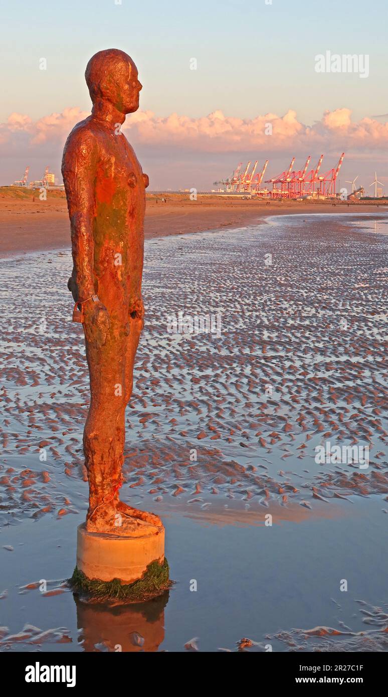 Antony Gormley, Another Place artwork sculpture, cast iron figures, located between Waterloo and Blundellsands, Merseyside, UK, Stock Photo