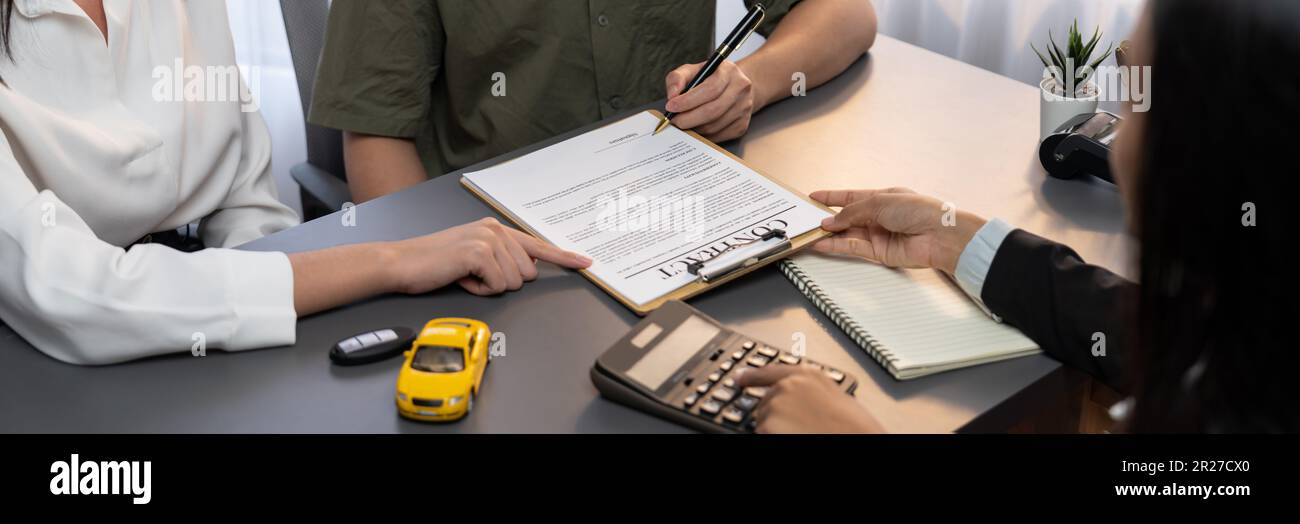 Car dealer calculate interest rate and costs of car loan with