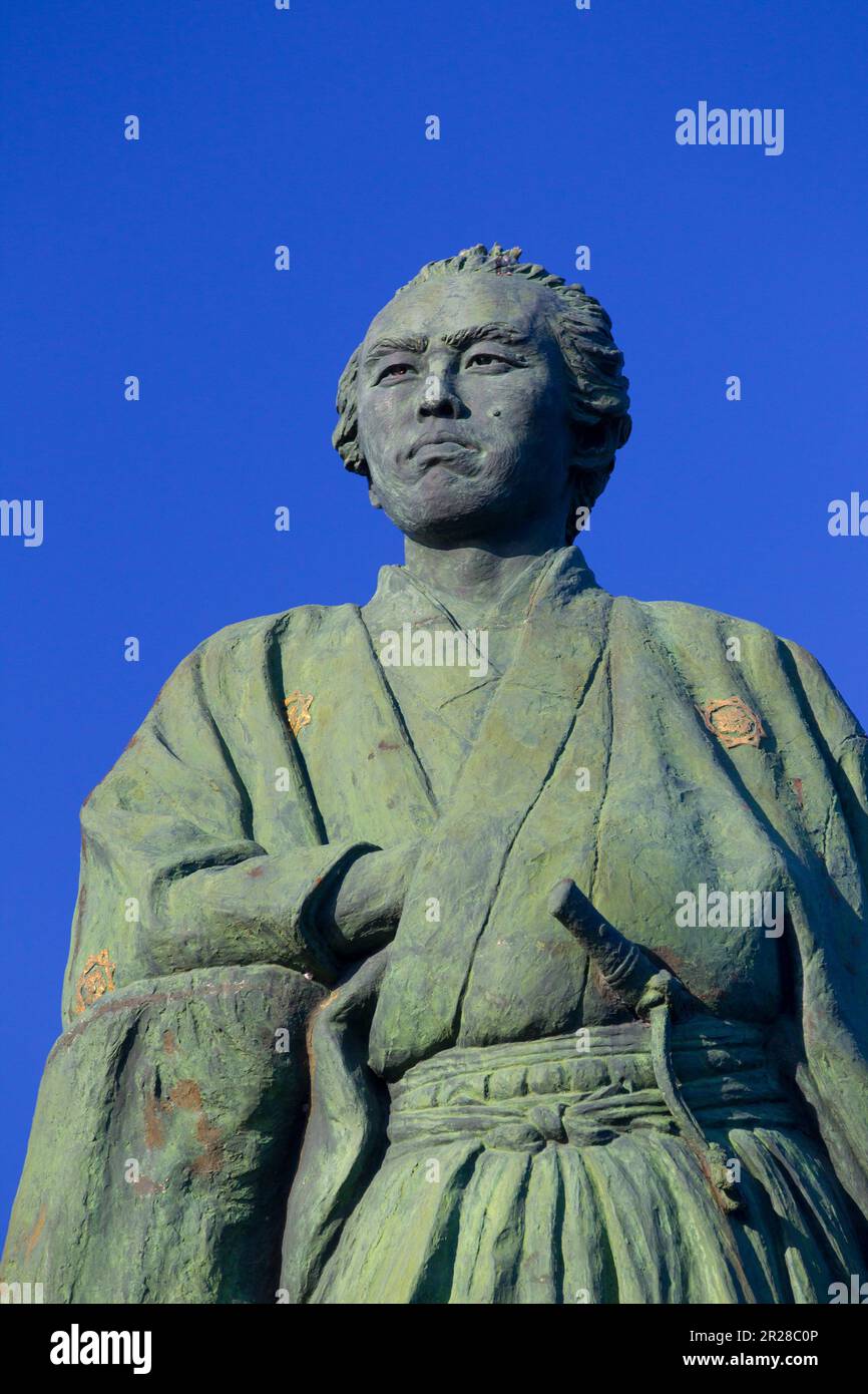 Sakamoto ryoma statue on Katsura Beach Stock Photo Alamy
