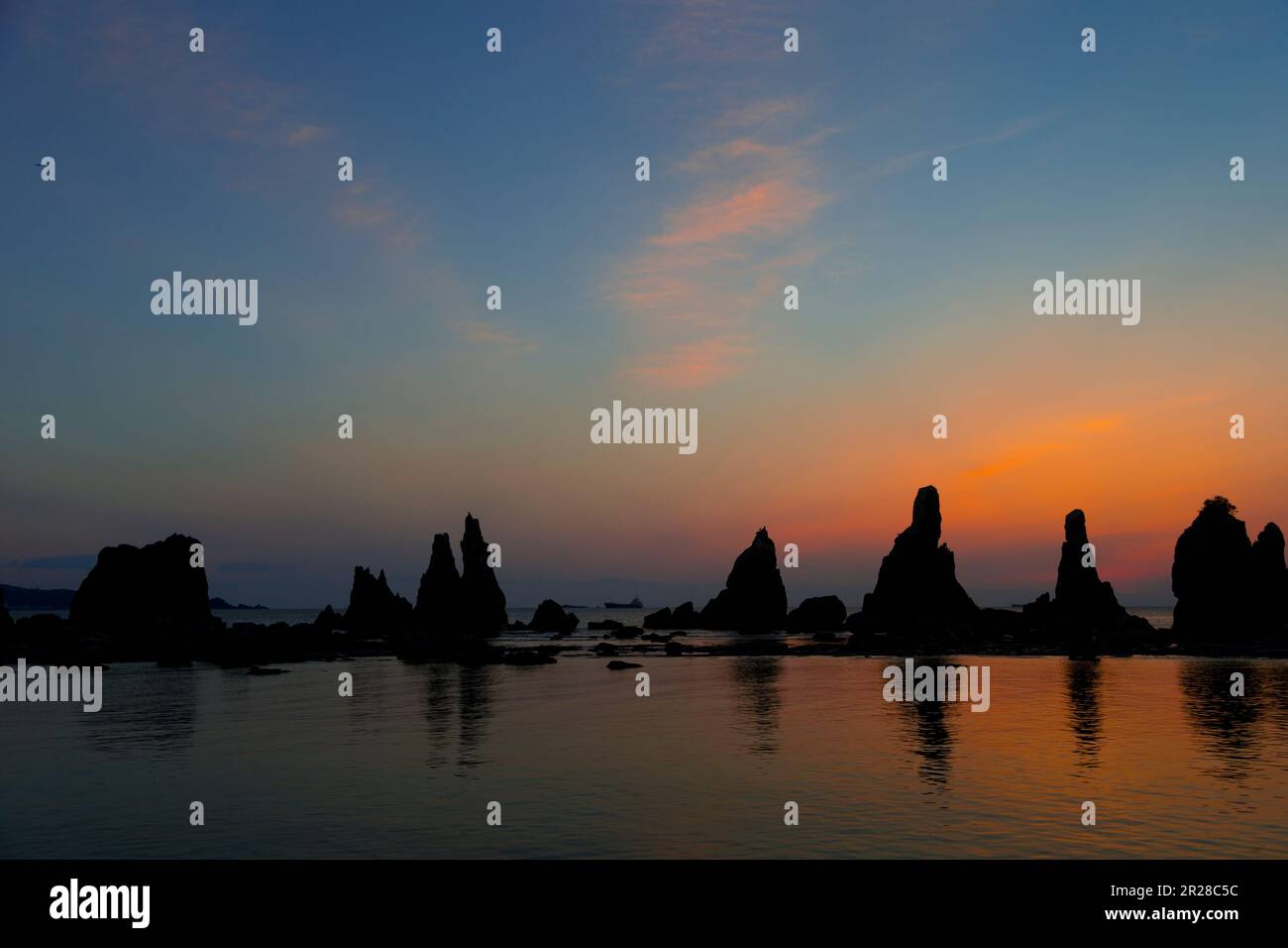 Hashigui rocks hi-res stock photography and images - Alamy