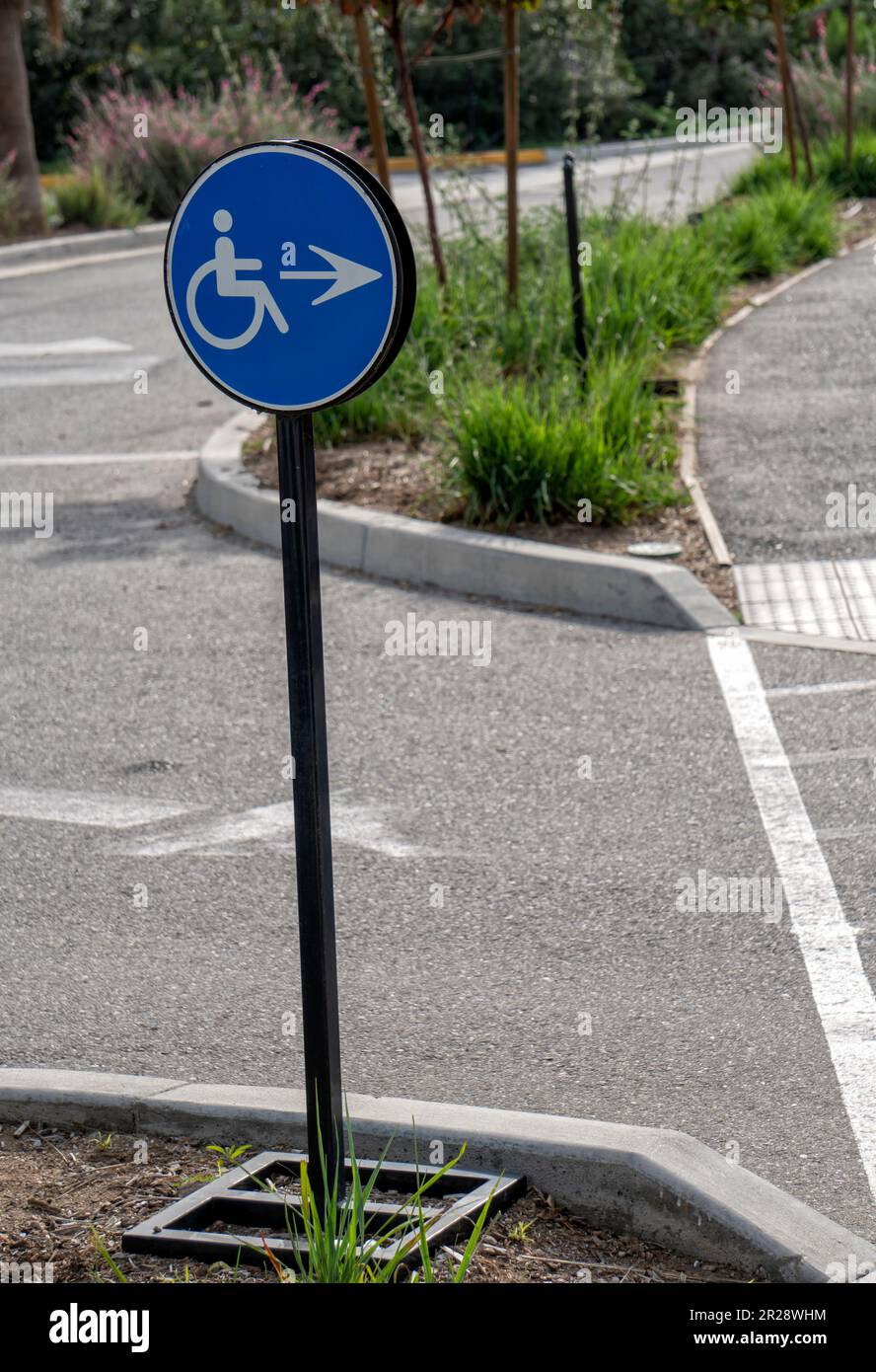 Car park disabled hi-res stock photography and images - Alamy