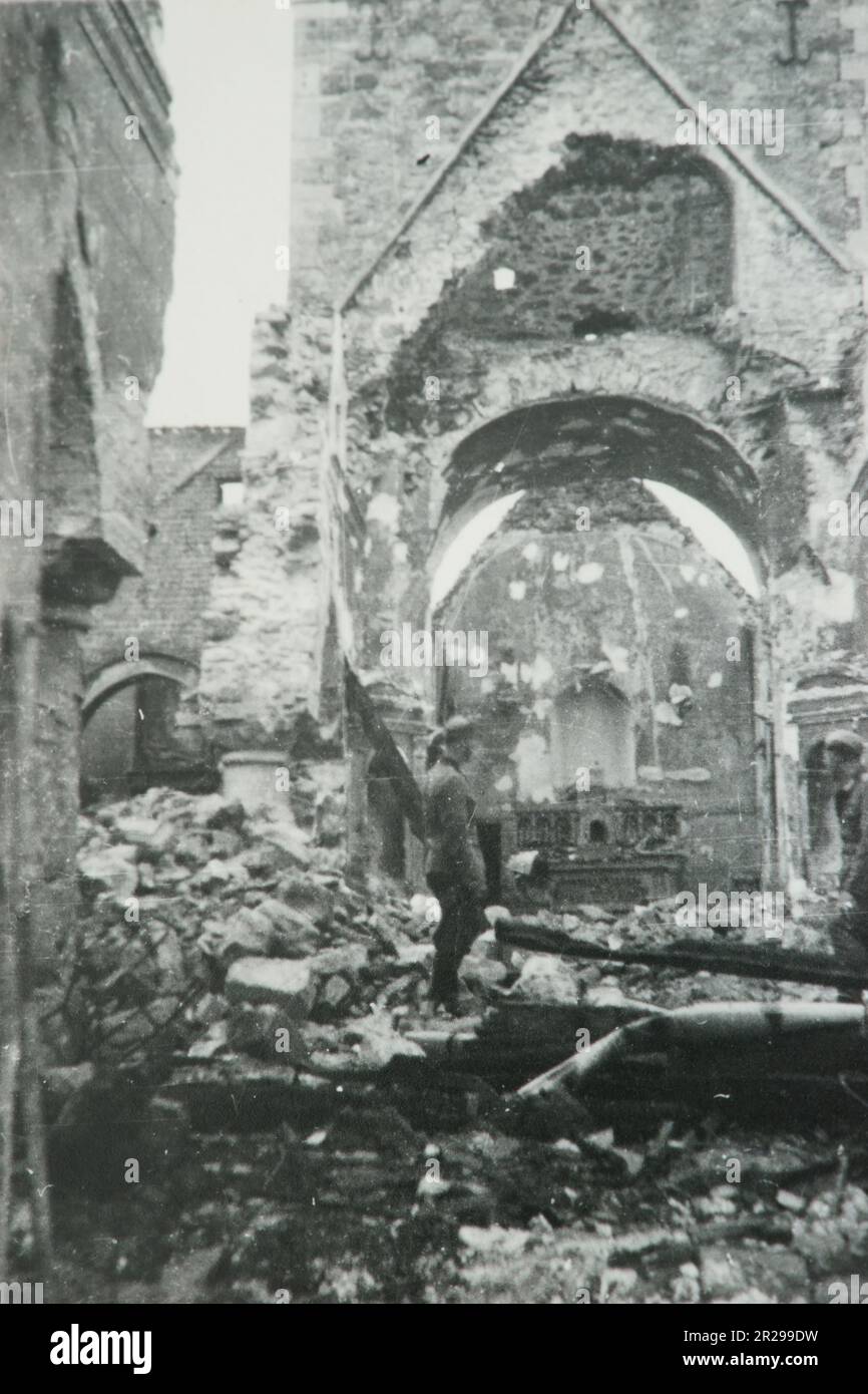 WW2 - SECOND WORLD WAR - Destruction in Gondreville, Oise, France - 1940 Stock Photo