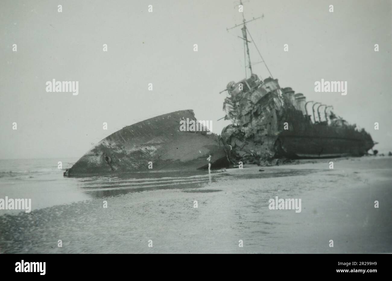 WW2 French destroyer L'Adroit, bombed near Dunkirk Dunkerque 1940
