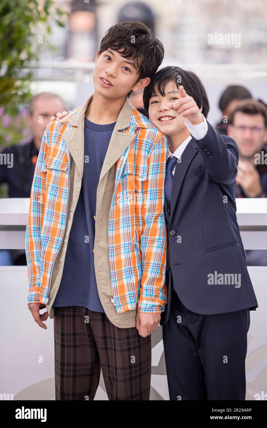 Soya Kurokawa, left, and Hinata Hiiragi pose for photographers at the