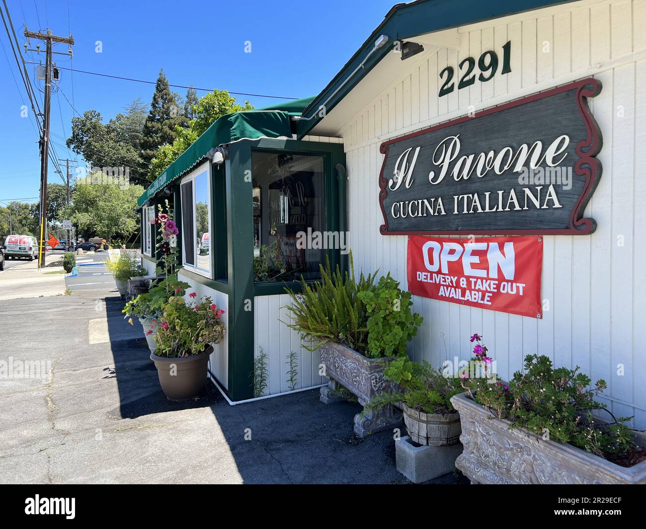 Il pavone hires stock photography and images Alamy