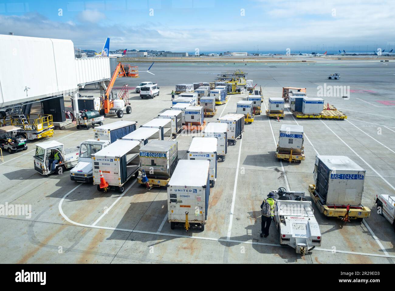 United States. 25th July, 2022. Luggage carts for United Airlines are