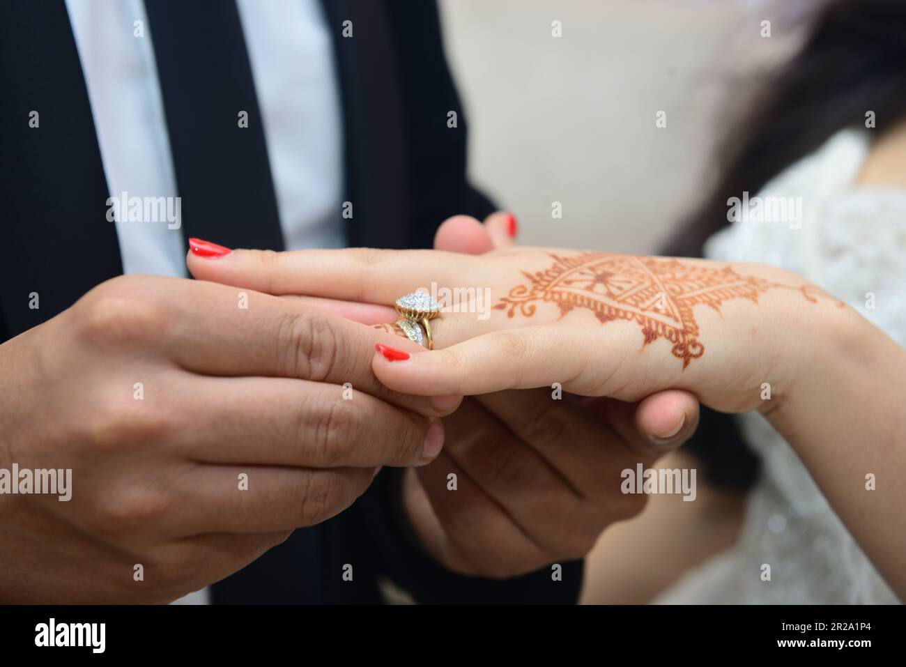 Henna wedding sales ring tattoo