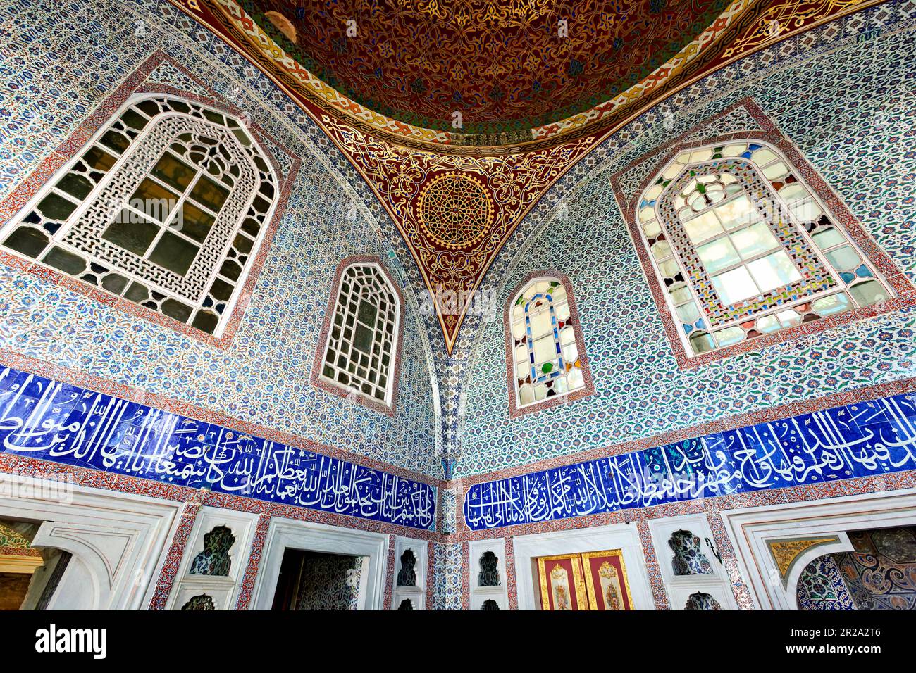 Istanbul Turkey. Topkapi Palace. Decorated walls in the Harem Stock Photo