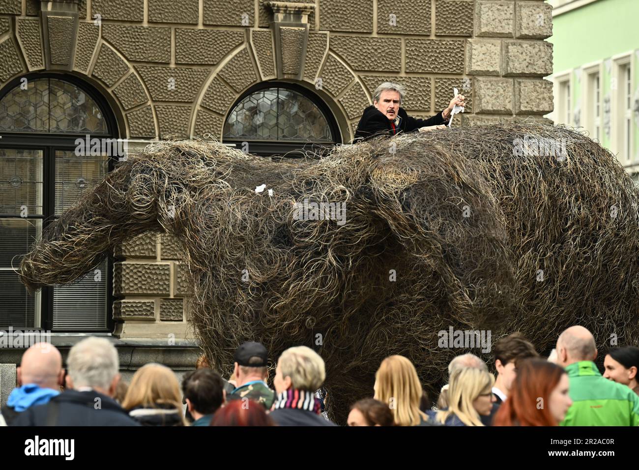 Liberec, Czech Republic. 18th May, 2023. Sculptor Frantisek Skala (above) unveiled his Vulpes Gott sculpture on the corner of the Liberec Town Hall, on May 18, 2023. The statue is over seven metres long and weighs about four tonnes. Credit: Radek Petrasek/CTK Photo/Alamy Live News Stock Photo