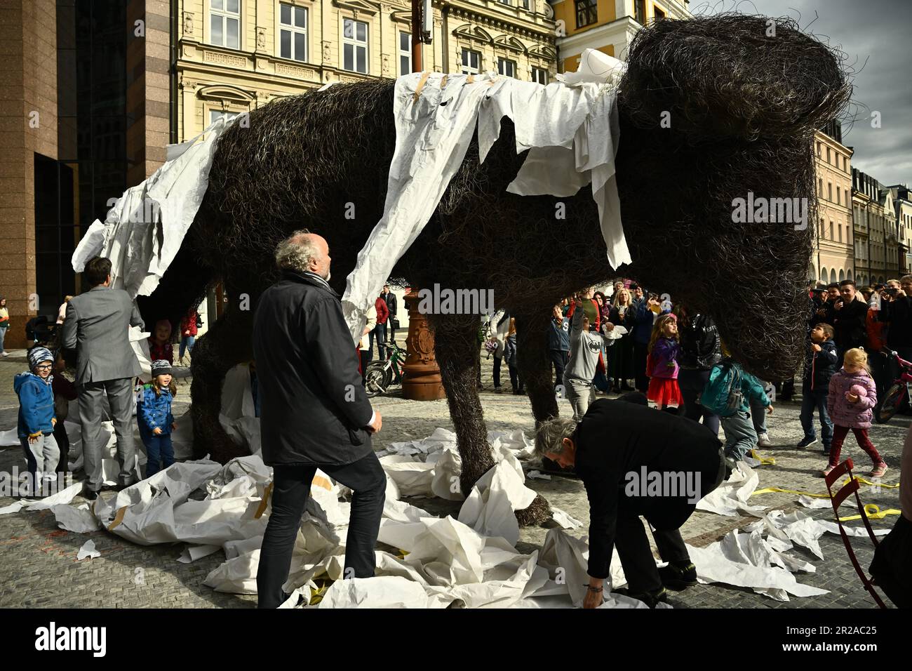 Liberec, Czech Republic. 18th May, 2023. Sculptor Frantisek Skala (not seen) unveiled his Vulpes Gott sculpture on the corner of the Liberec Town Hall, on May 18, 2023. The statue is over seven metres long and weighs about four tonnes. Credit: Radek Petrasek/CTK Photo/Alamy Live News Stock Photo