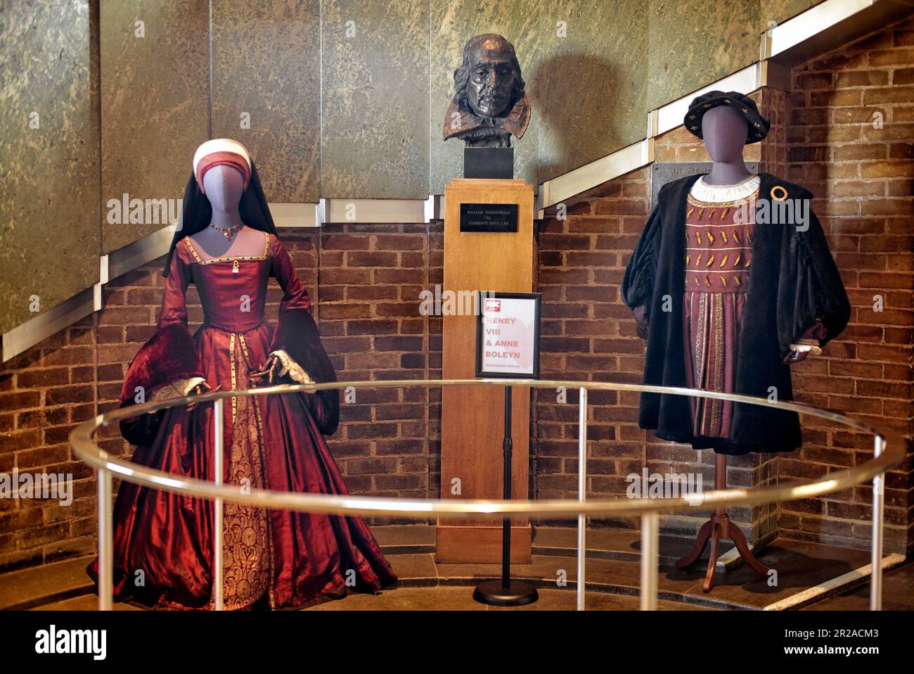 RSC Theatre interior with display of traditional Tudor costume worn by Henry V111 and Anne Boleyn. Royal Shakespeare Theatre, Stratford upon Avon, UK Stock Photo