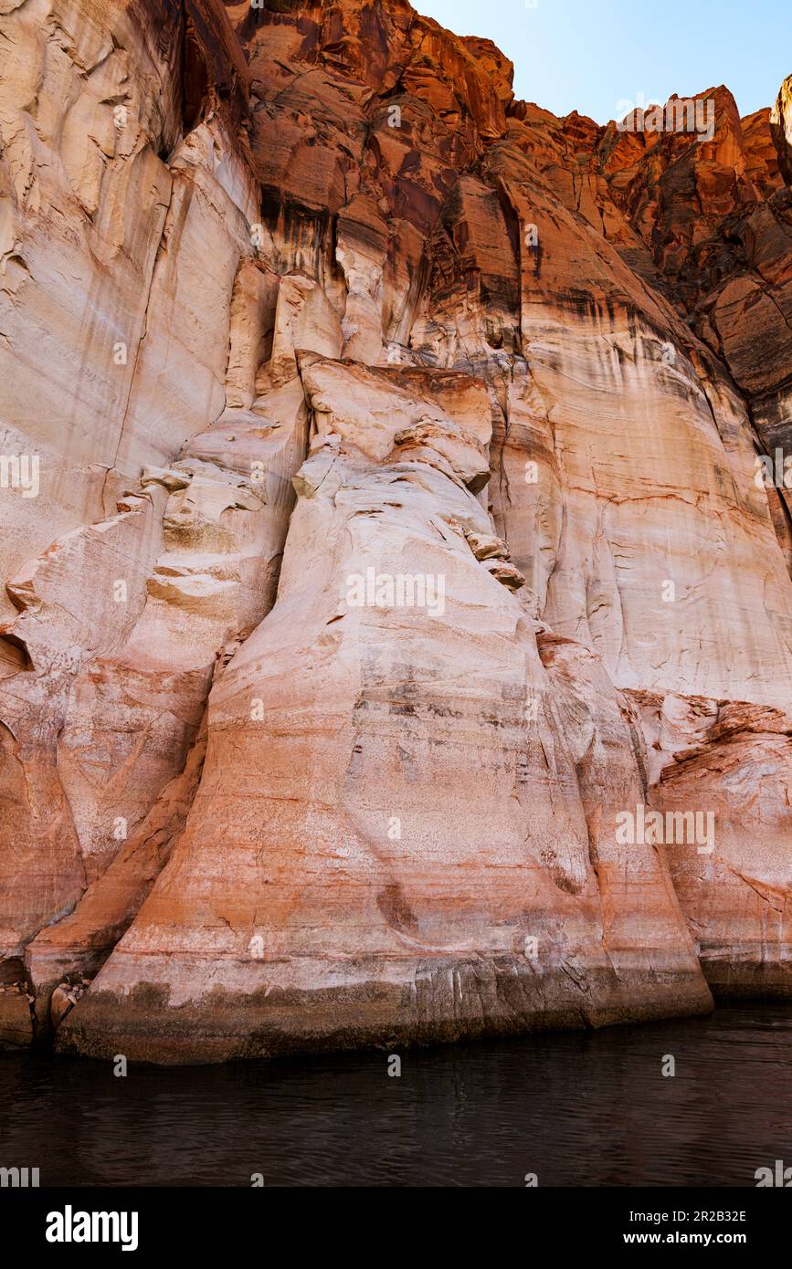 Navajo Tapestry Wall; Navajo Canyon; Lake Powell; Glen Canyon Dam; Glen 