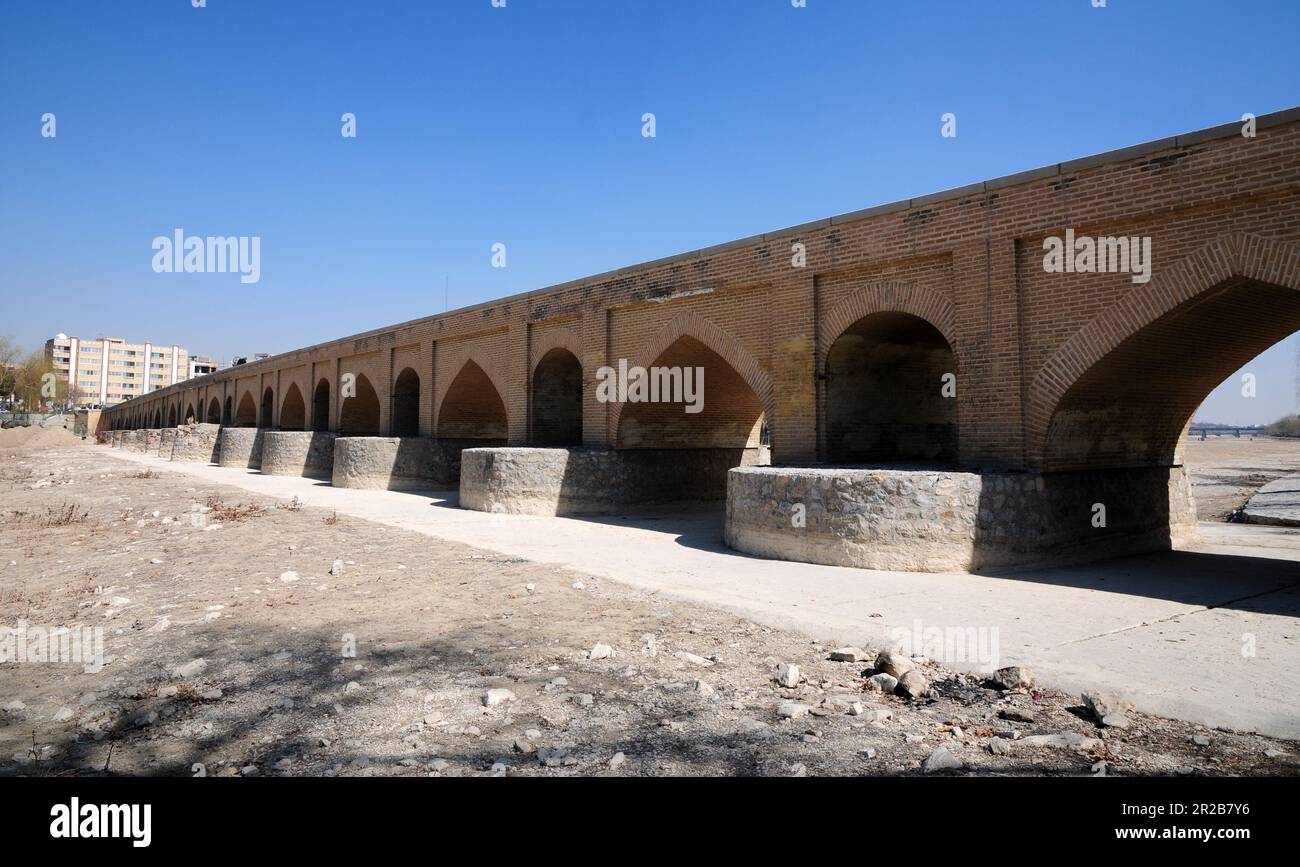 Marnan Bridge in Isfahan, Iran Stock Photo - Alamy