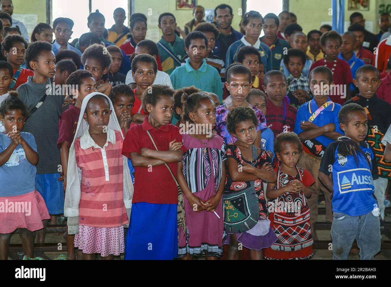 PNG, Papua New Guinea; Eastern Highlands; Goroka; Namta, Children at the service to celebrate the beginning of the school year in the mission chapel Stock Photo