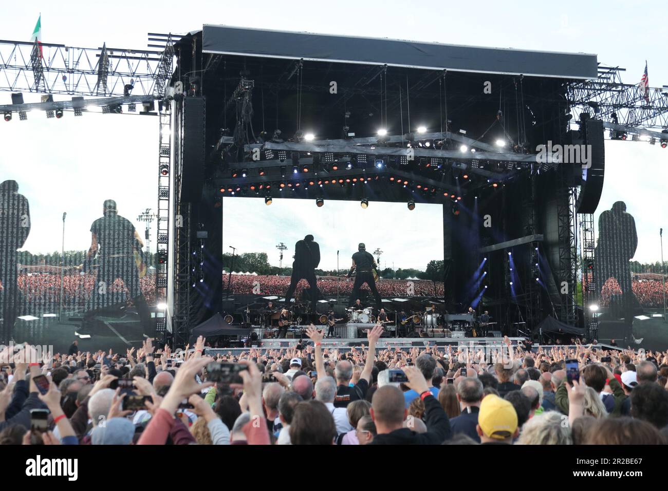 Ferrara, Italy. 18th May, 2023. American rock legend Bruce Springsteen and the E-Street Band performing in Ferrara during his first italian concert of the “New European Tour” - Ferrara, Italy, May 18, 2023 - Photo: Michele Nucci Credit: Live Media Publishing Group/Alamy Live News Stock Photo