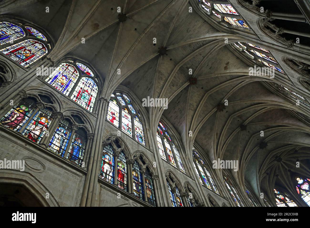 The ribbed vault of the main nave - Saint-Severin Church - Paris, France Stock Photo