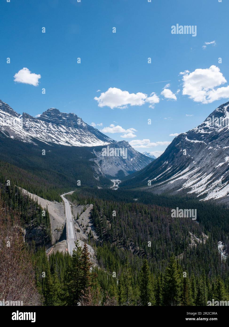 icefield parkway, alberta, canada Stock Photo - Alamy