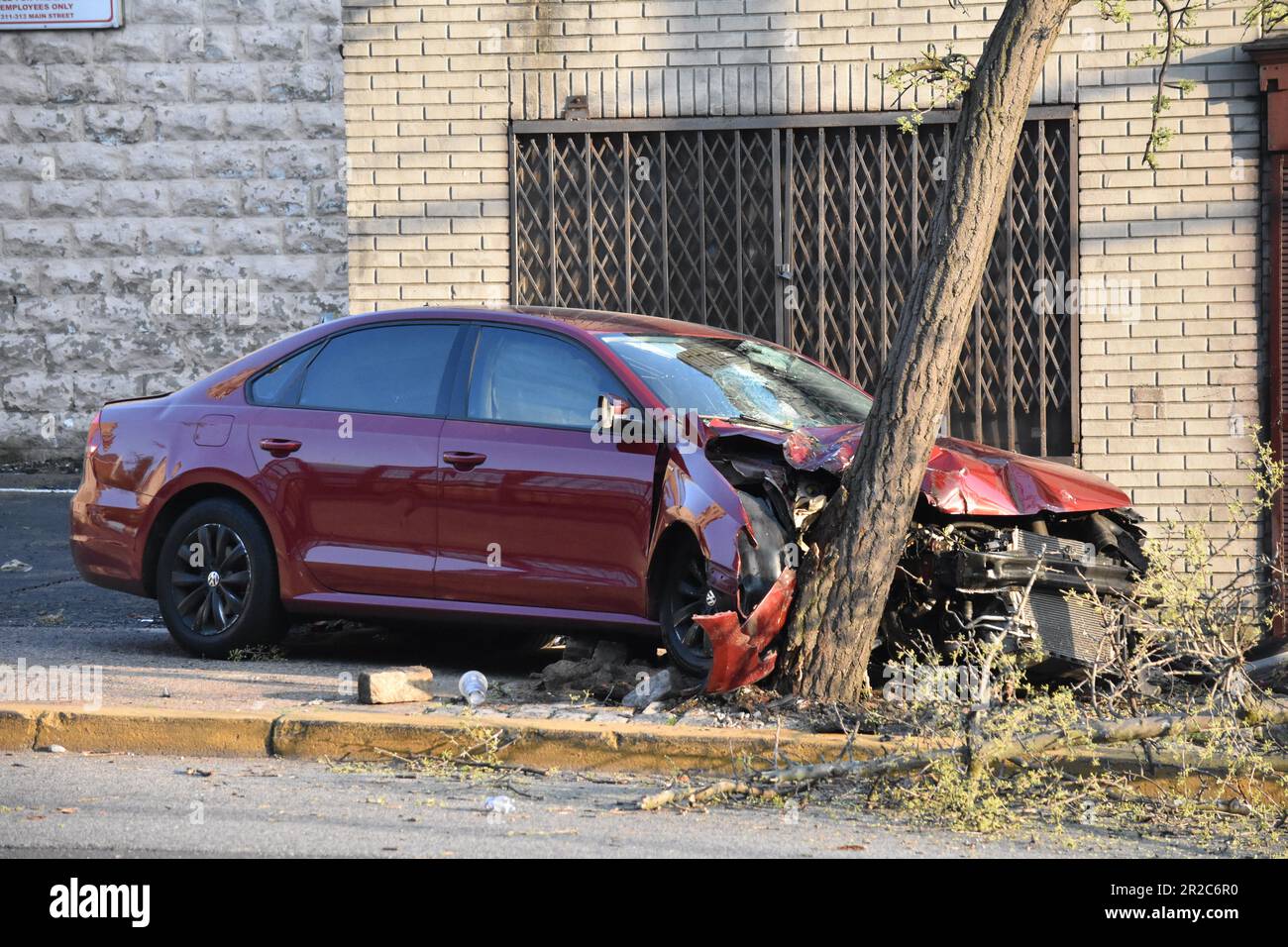 Paterson, United States. 18th May, 2023. Single vehicle crashes into a