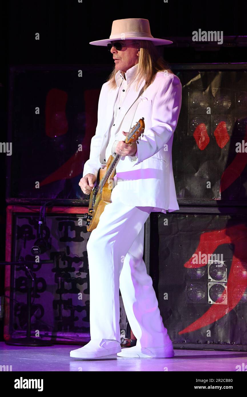 Robin Zander