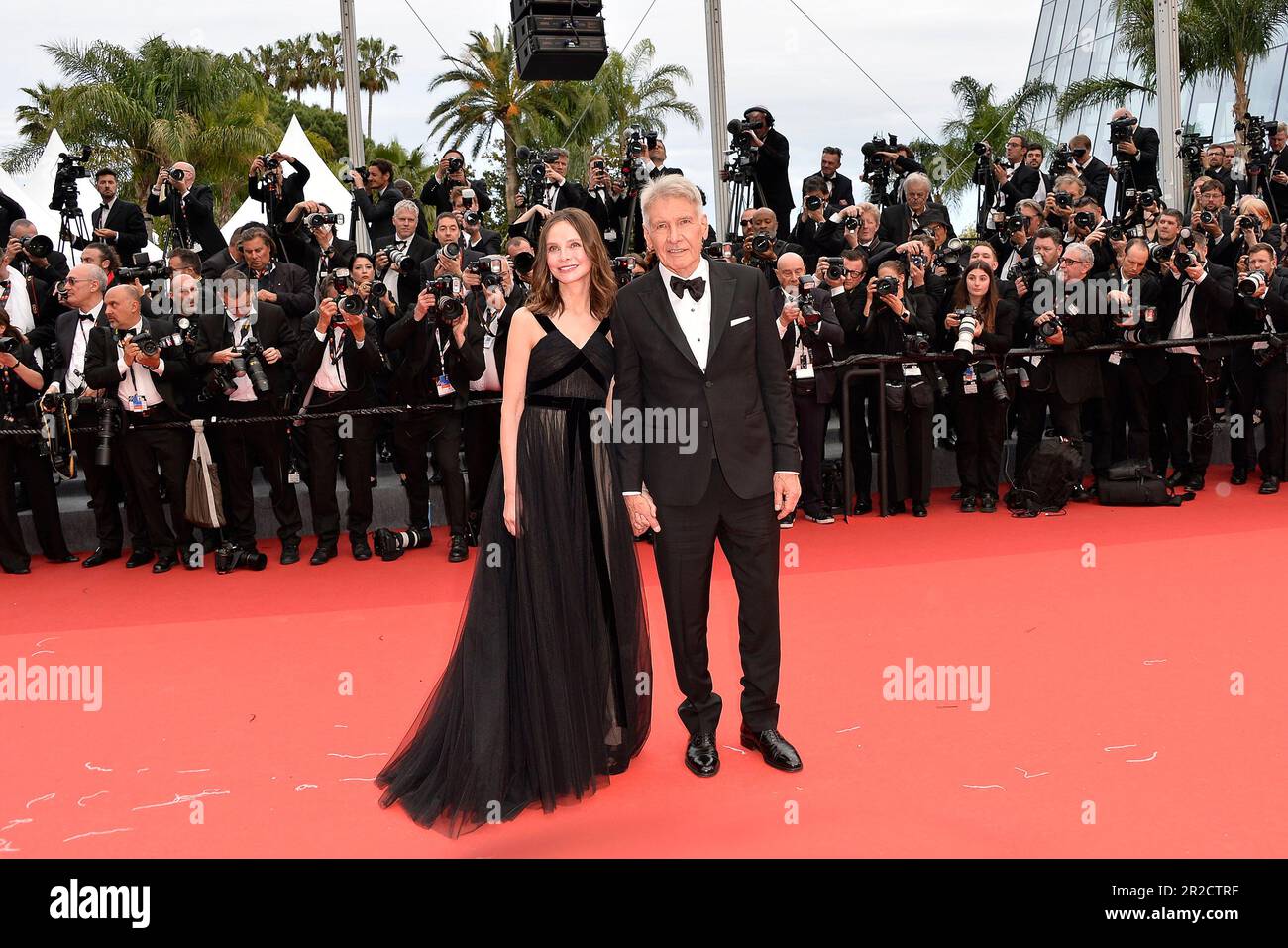 Calista Flockhart and Harrison Ford attend the premiere of „Indiana
