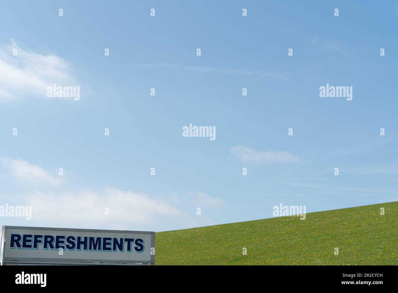 Refreshments sign hi-res stock photography and images - Alamy
