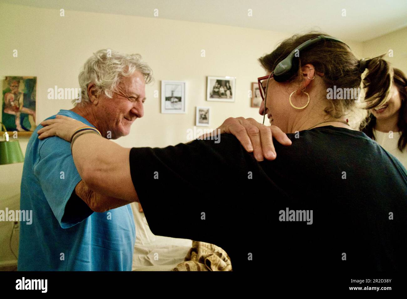 DUSTIN HOFFMAN and MAYIM BIALIK in AS THEY MADE US (2022), directed by