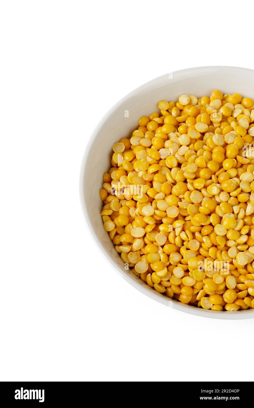 Dry yellow split peas isolated on white Stock Photo Alamy
