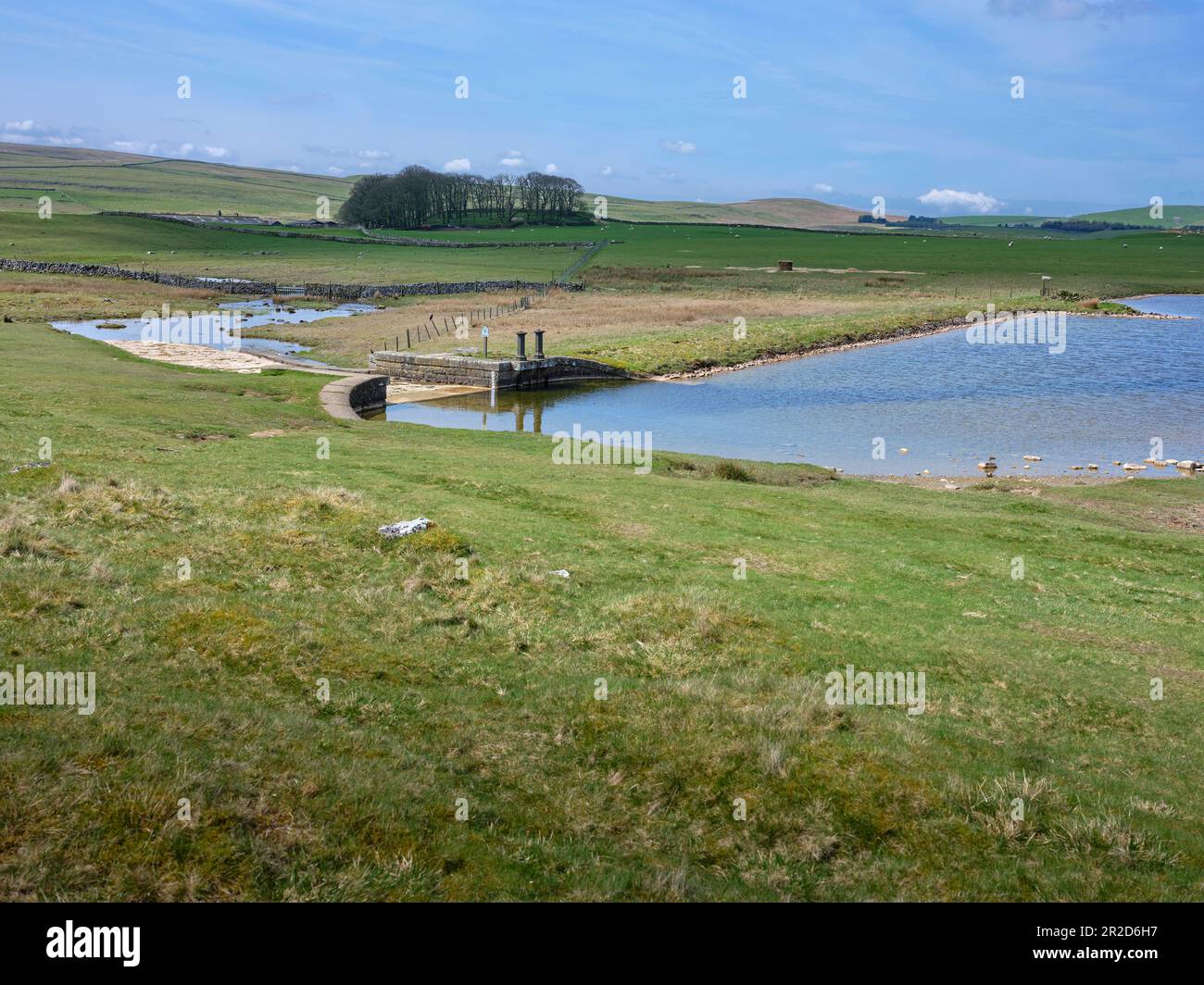 The sluice gate at the southern end of Malham Tarn. North Yorkshire Stock Photo