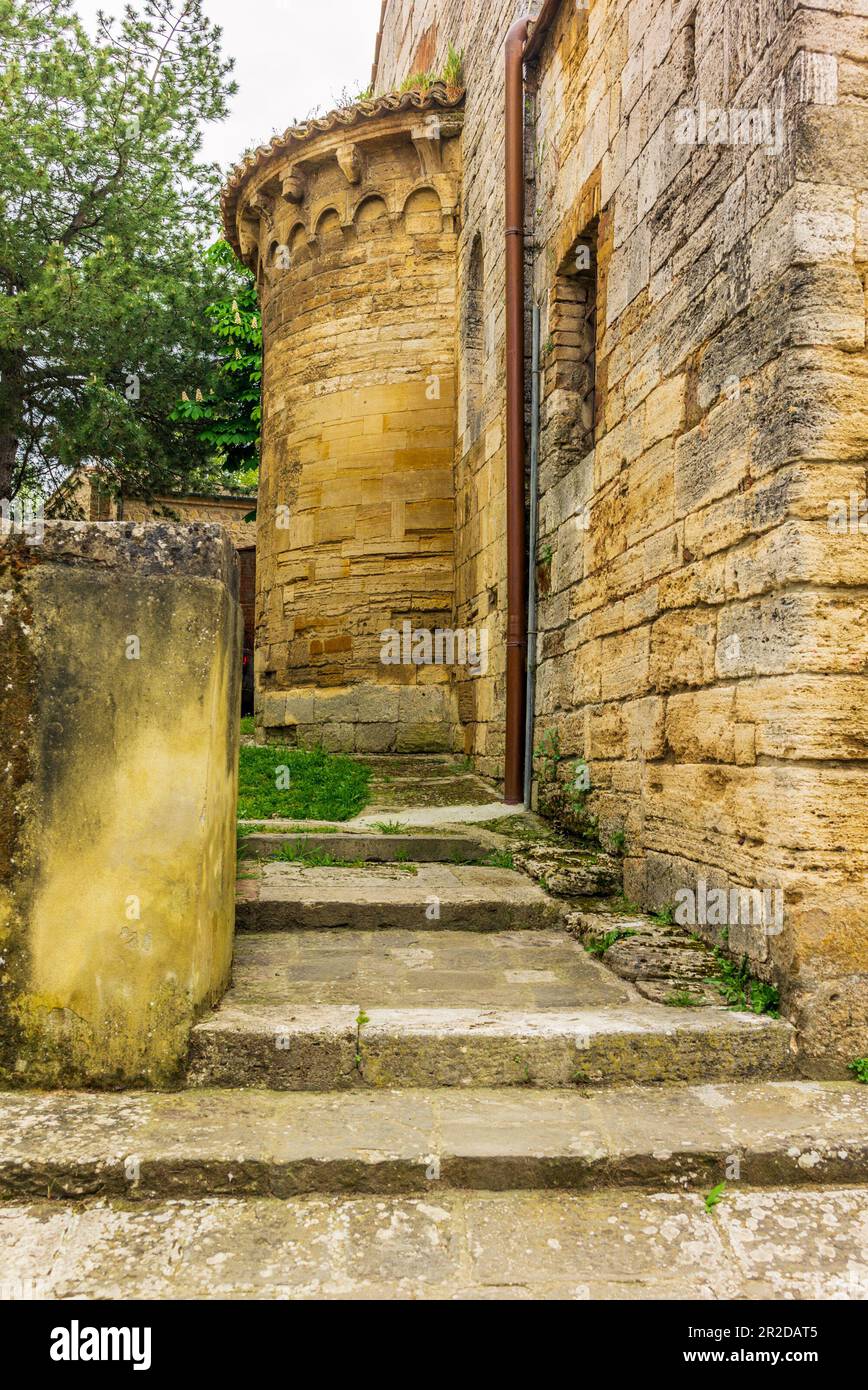 Medieval Spring House The colorful medieval houses and alleys of San Quirico d'Orcia in a ...