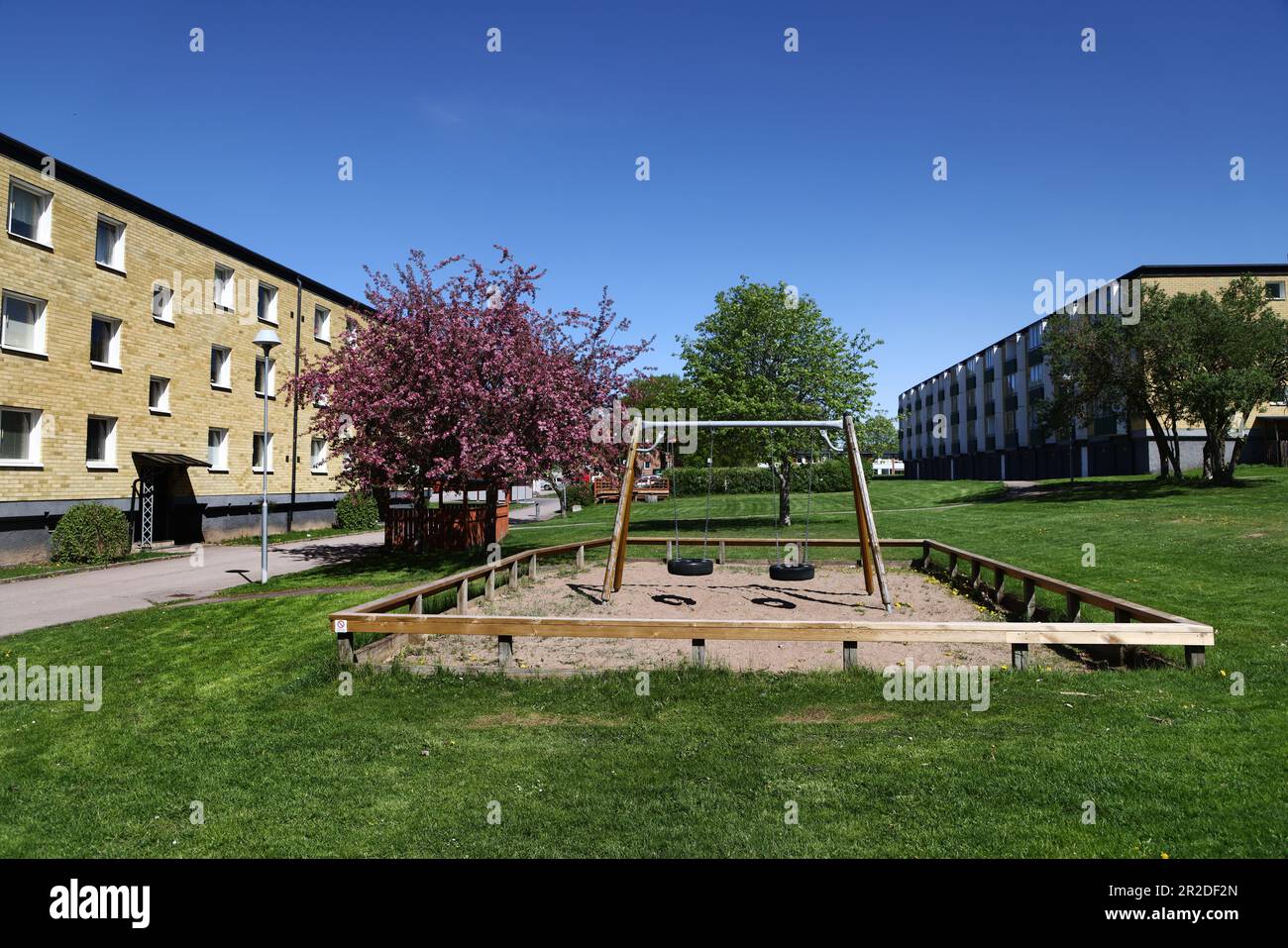 When nearly 82 percent of the rents in Sweden are fully negotiated, the