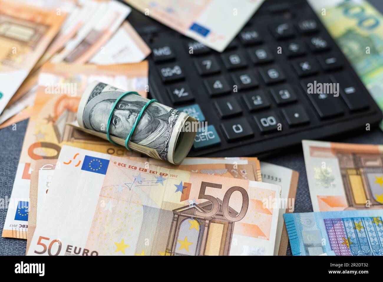 150 us dollars in euros