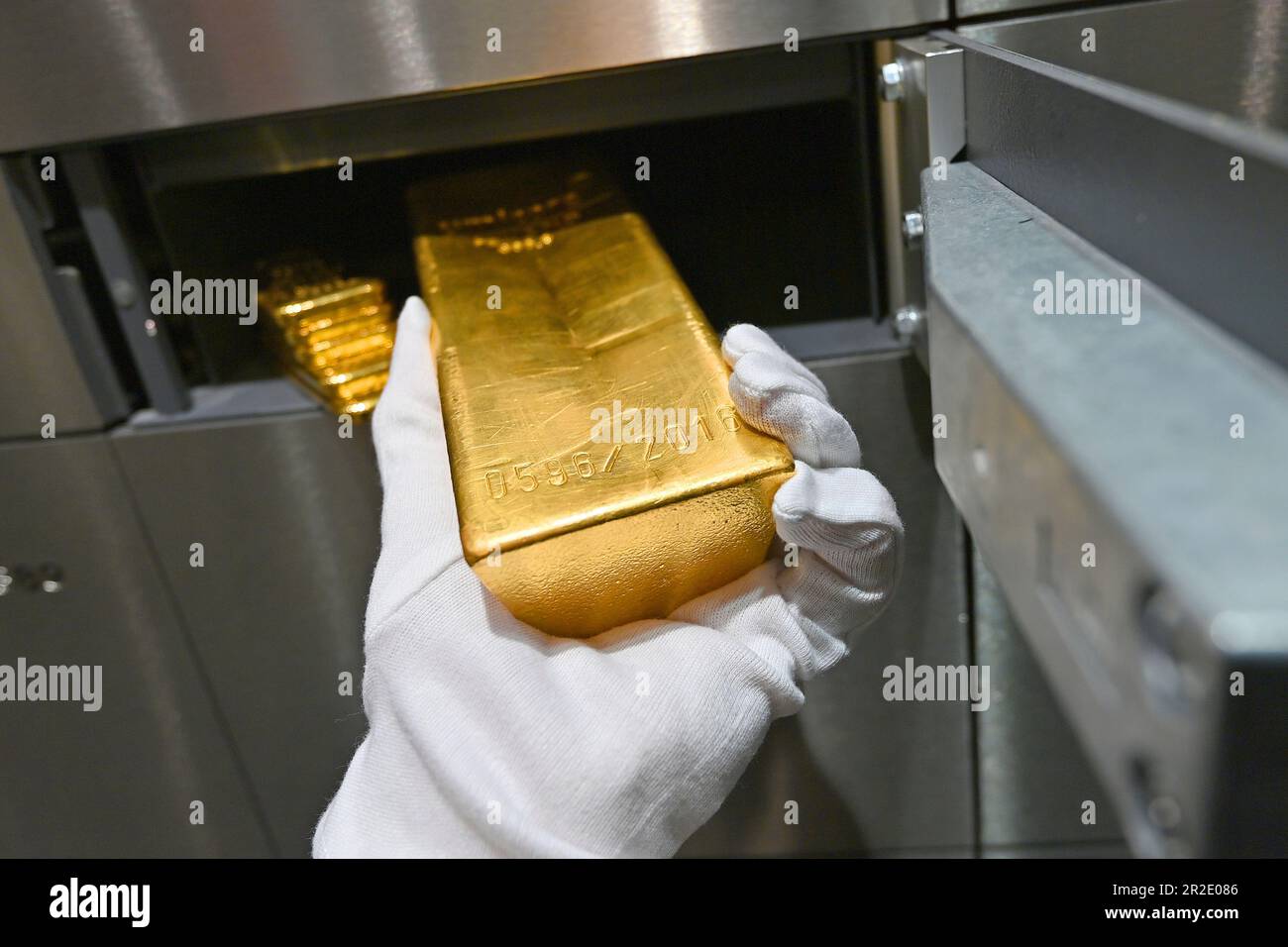 Win An Olympic Gold Medal Get A Gold Bar In Malaysia Fox 42 OFF