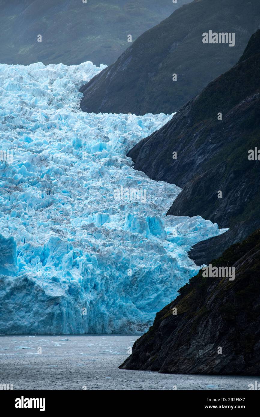 Right edge view of a massive glacier, Garibaldi Glacier, near Beagle Channel, Alberto de Agostini National Park, Magallanes y de la Antartica Chilena, Stock Photo