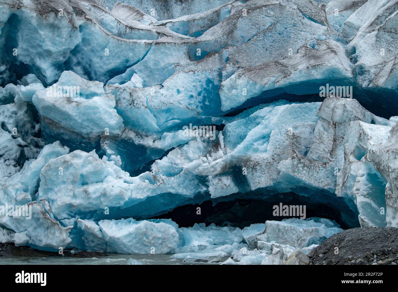 Detail of the front of the massive glacier with cracks and narrow caves, Pio XI Glacier, Magallanes y de la Antartica Chilena, Patagonia, Chile, South Stock Photo
