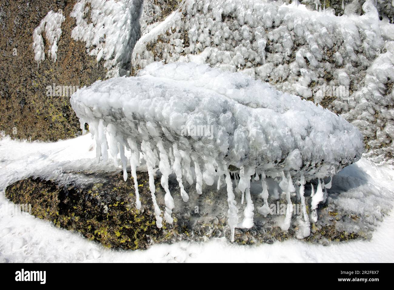 Ice In Rocks Ice crystals on rocks hi-res stock photography and images - Alamy